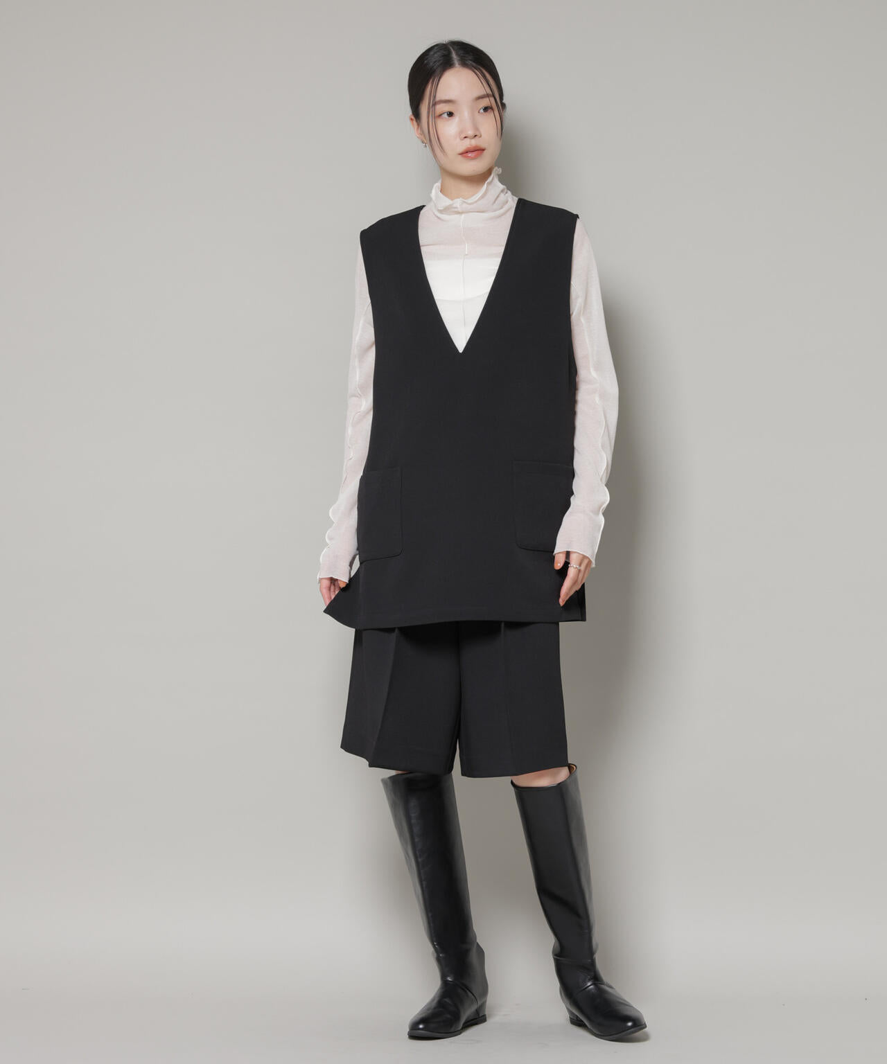 Vネックベスト×ハーフパンツ セットアップ 6736119301