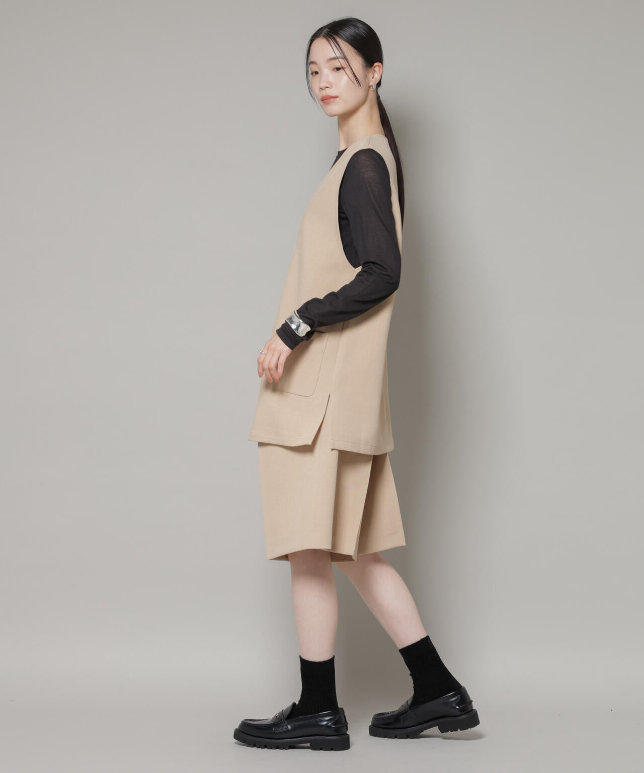 Vネックベスト×ハーフパンツ セットアップ 6736119301