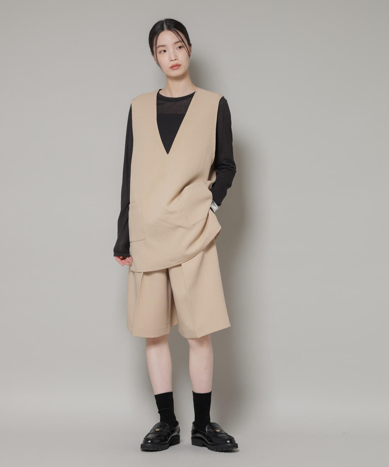 Vネックベスト×ハーフパンツ セットアップ 6736119301