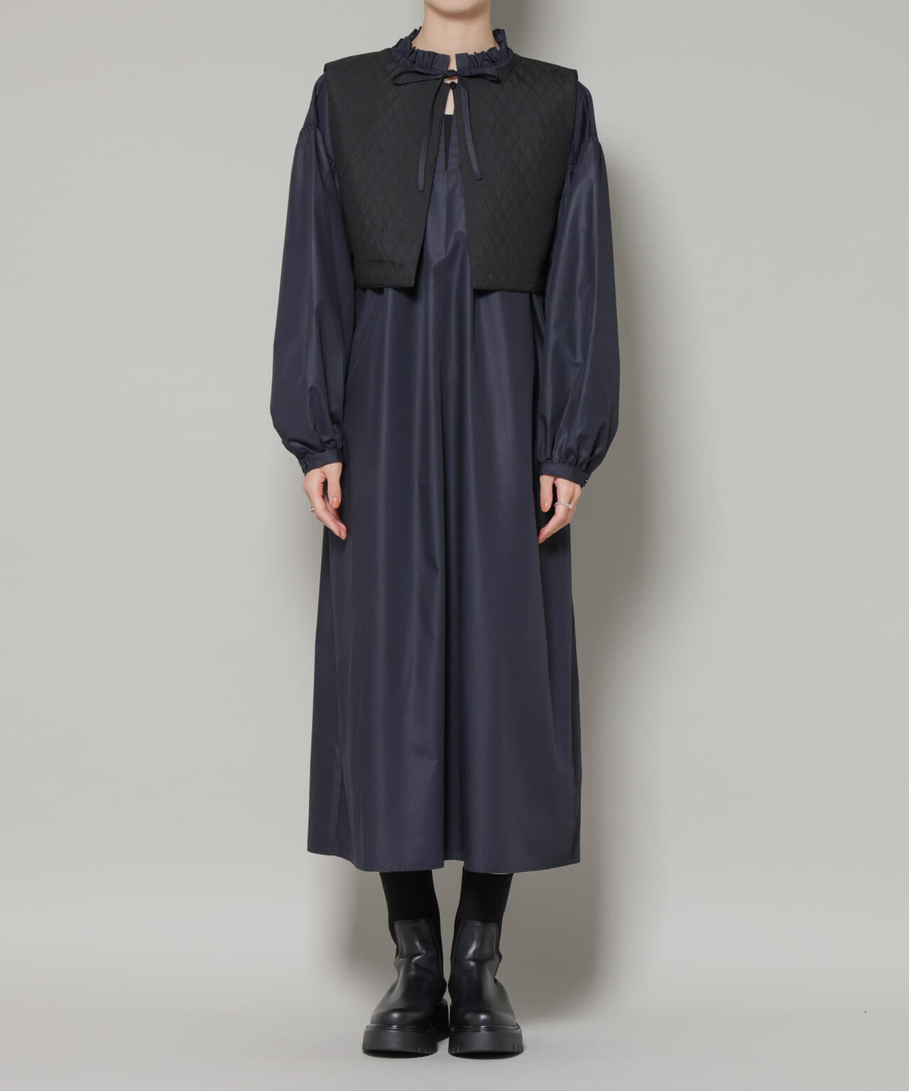 キルティングベスト×ギャザーワンピース アンサンブルセット 6736119303