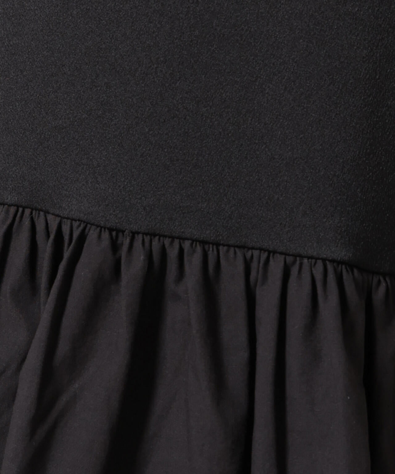 異素材切り替えギャザーサテンワンピース 6736119305