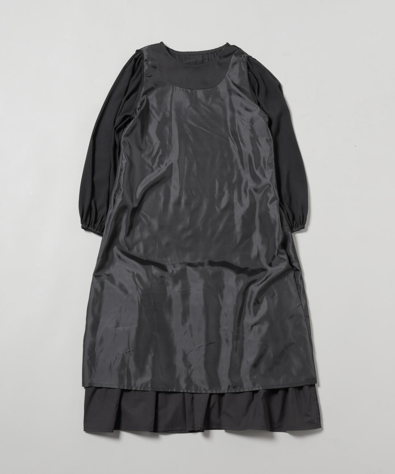 異素材切り替えギャザーサテンワンピース 6736119305