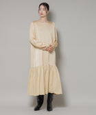 ライトベージュ