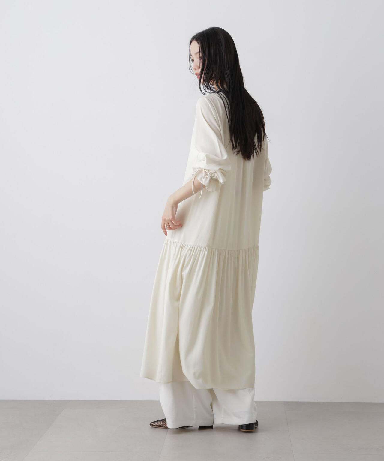 切り替えギャザーワンピース 6736119311