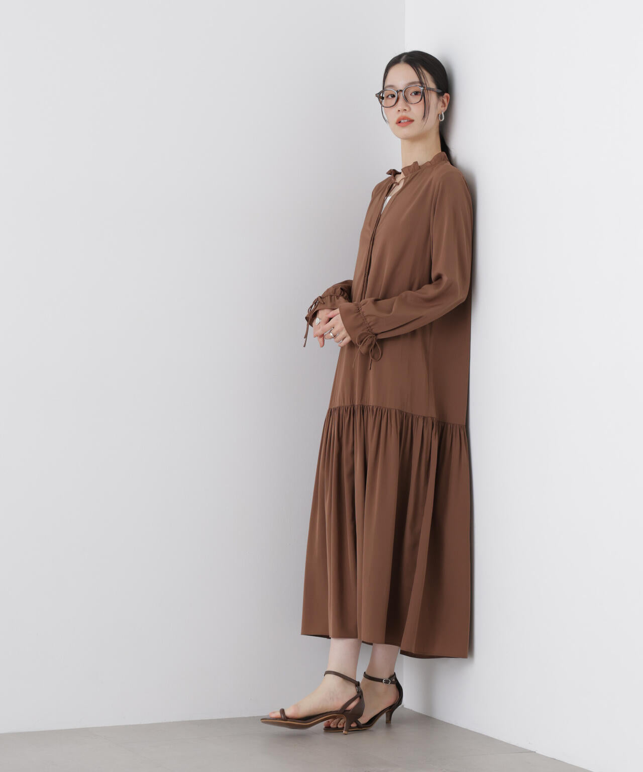 切り替えギャザーワンピース 6736119311