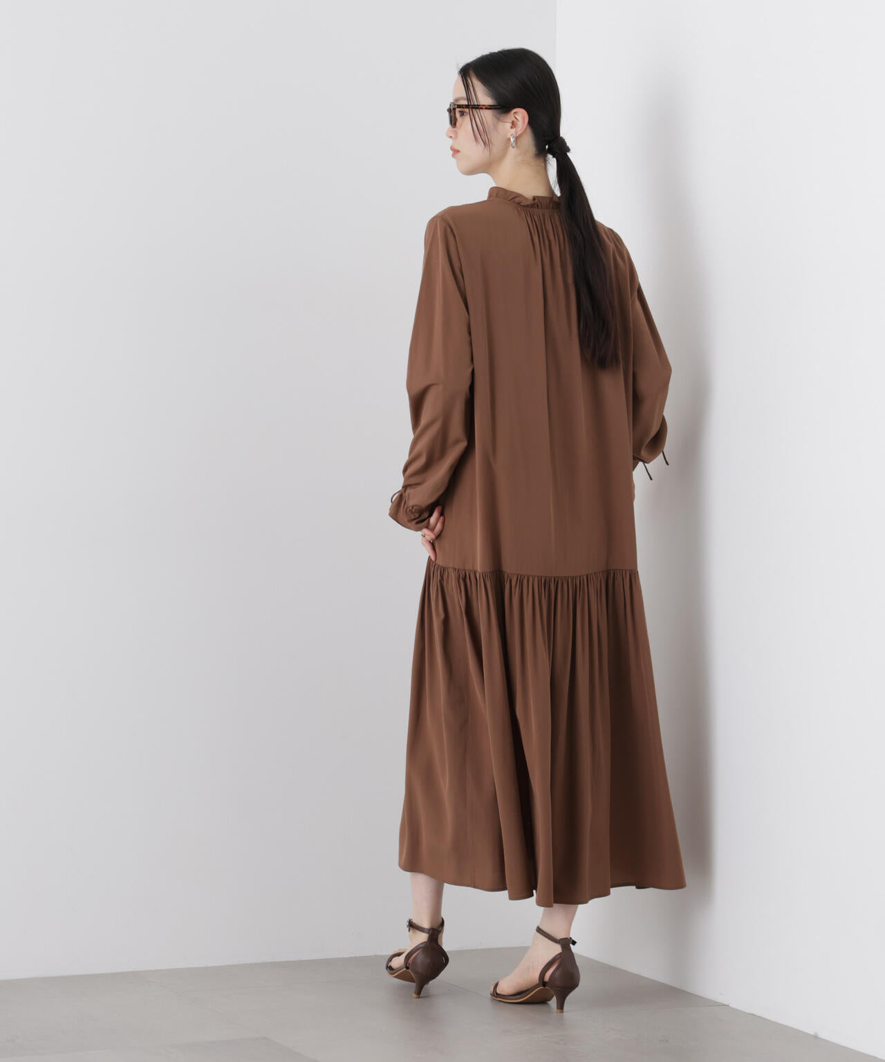 切り替えギャザーワンピース 6736119311