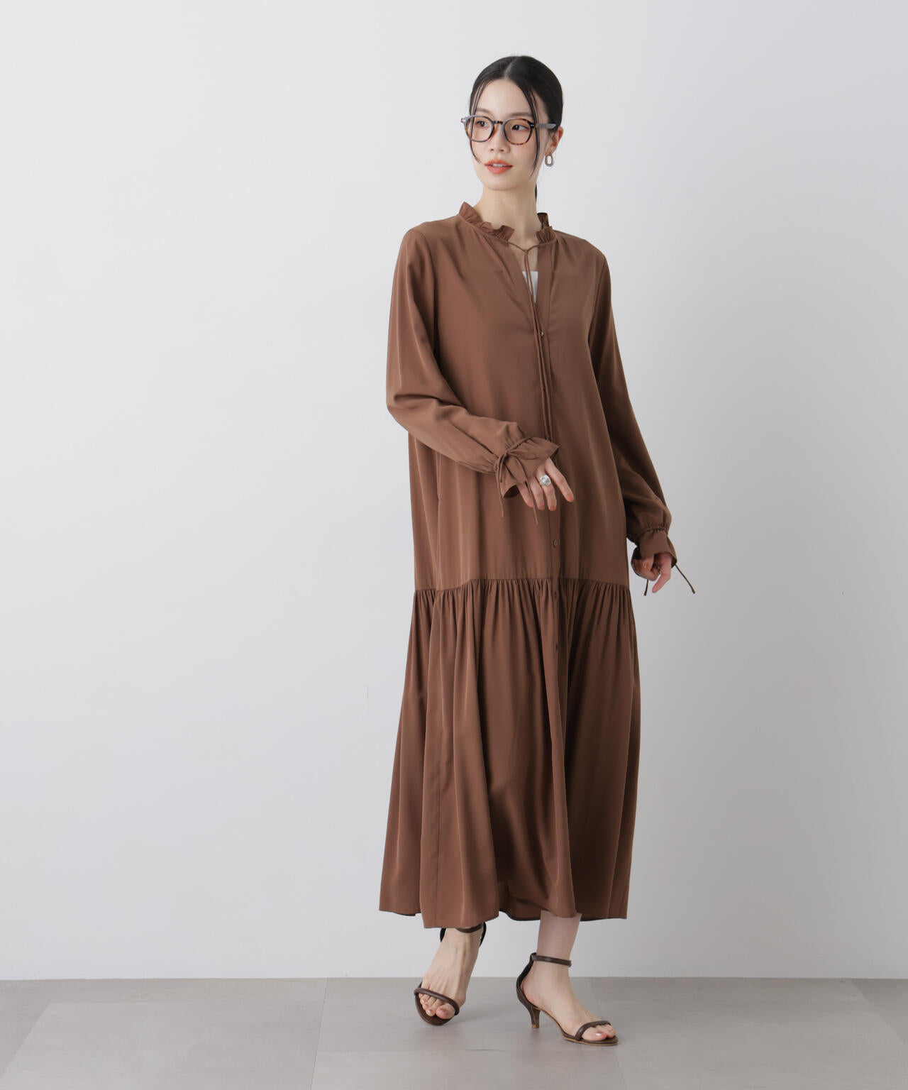 切り替えギャザーワンピース 6736119311