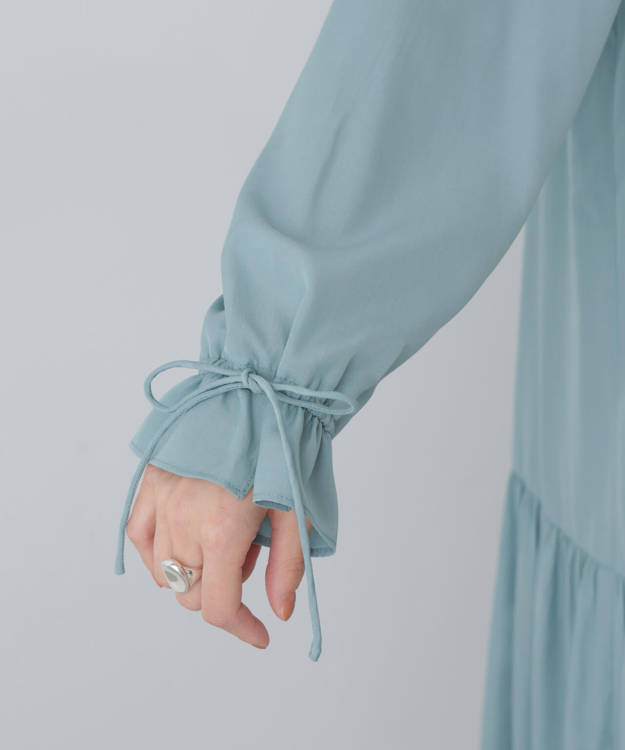 切り替えギャザーワンピース 6736119311