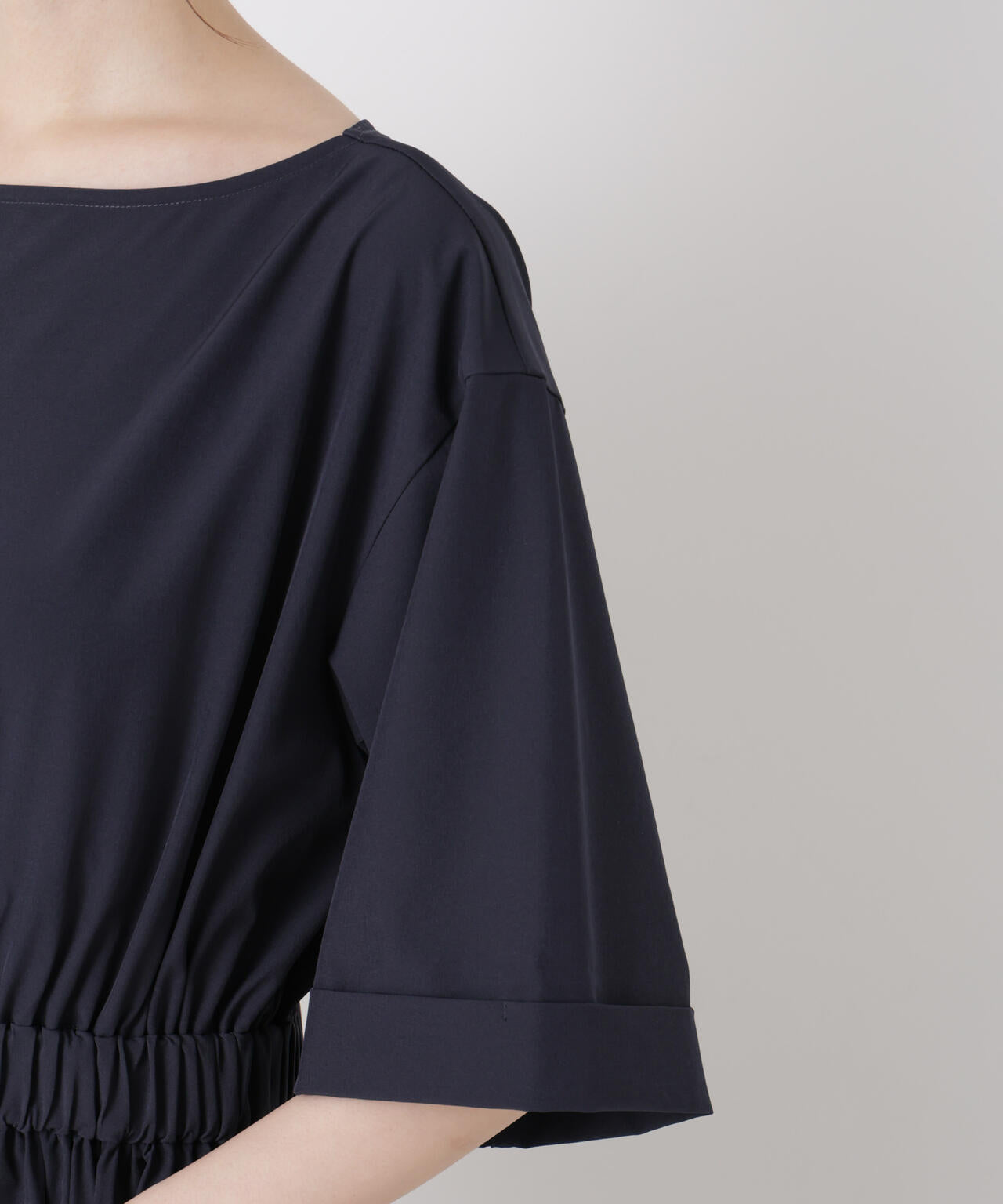 ウエストギャザーボートネックワンピース 6736119317