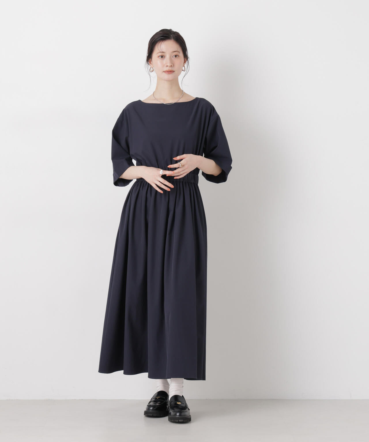 ウエストギャザーボートネックワンピース 6736119317