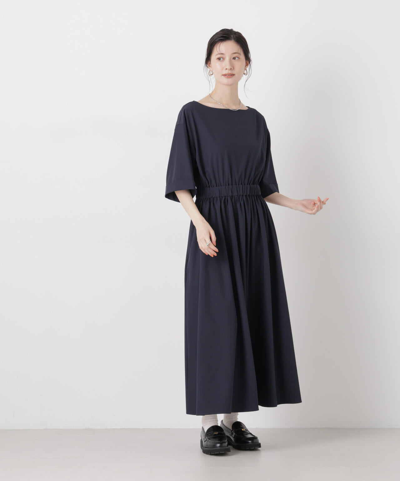 ウエストギャザーボートネックワンピース 6736119317