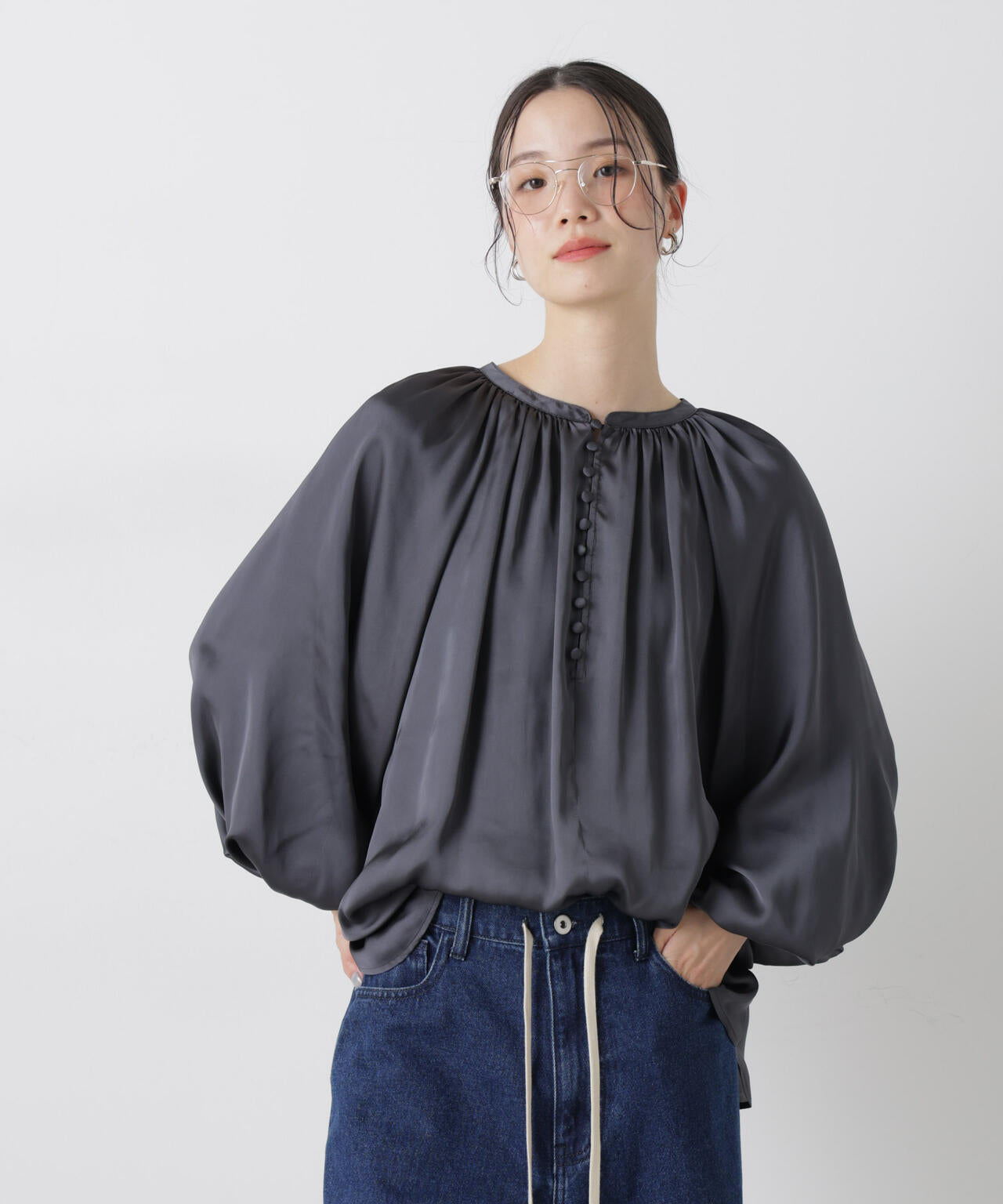 前後2way サテン ボリュームスリーブ ブラウス
