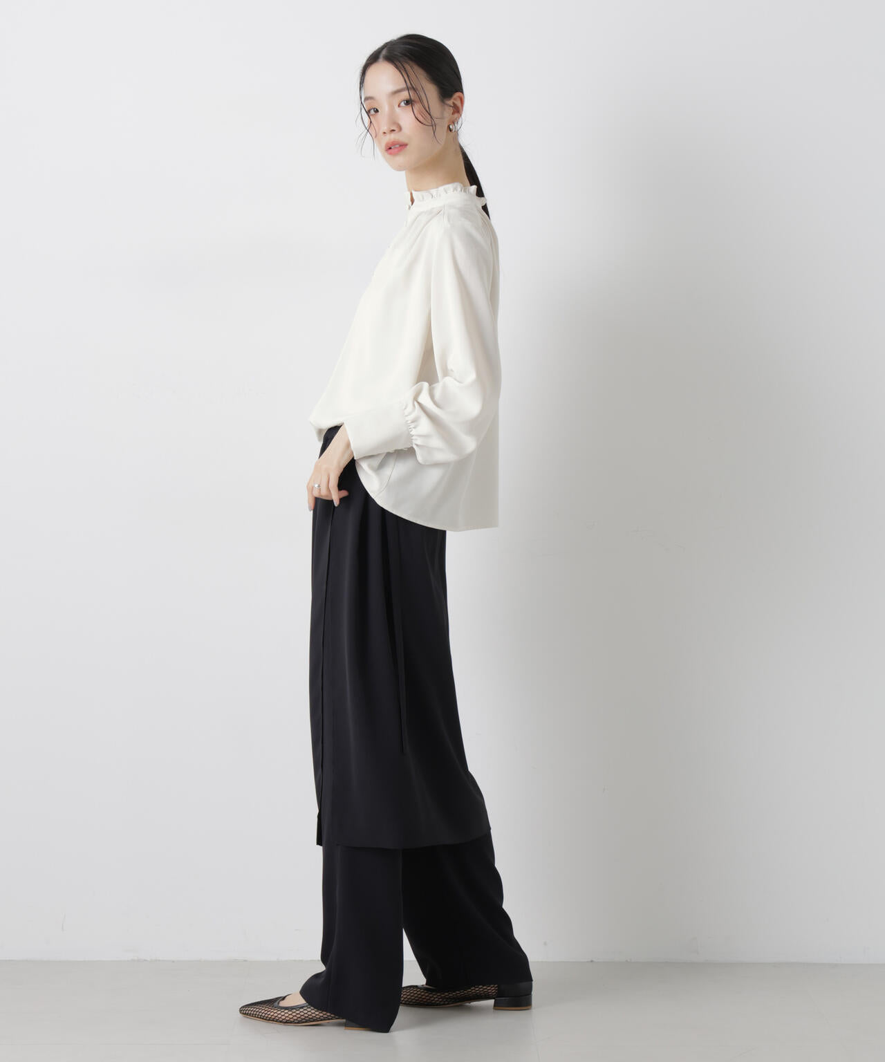 前後2way スタンドカラー ギャザー ブラウス