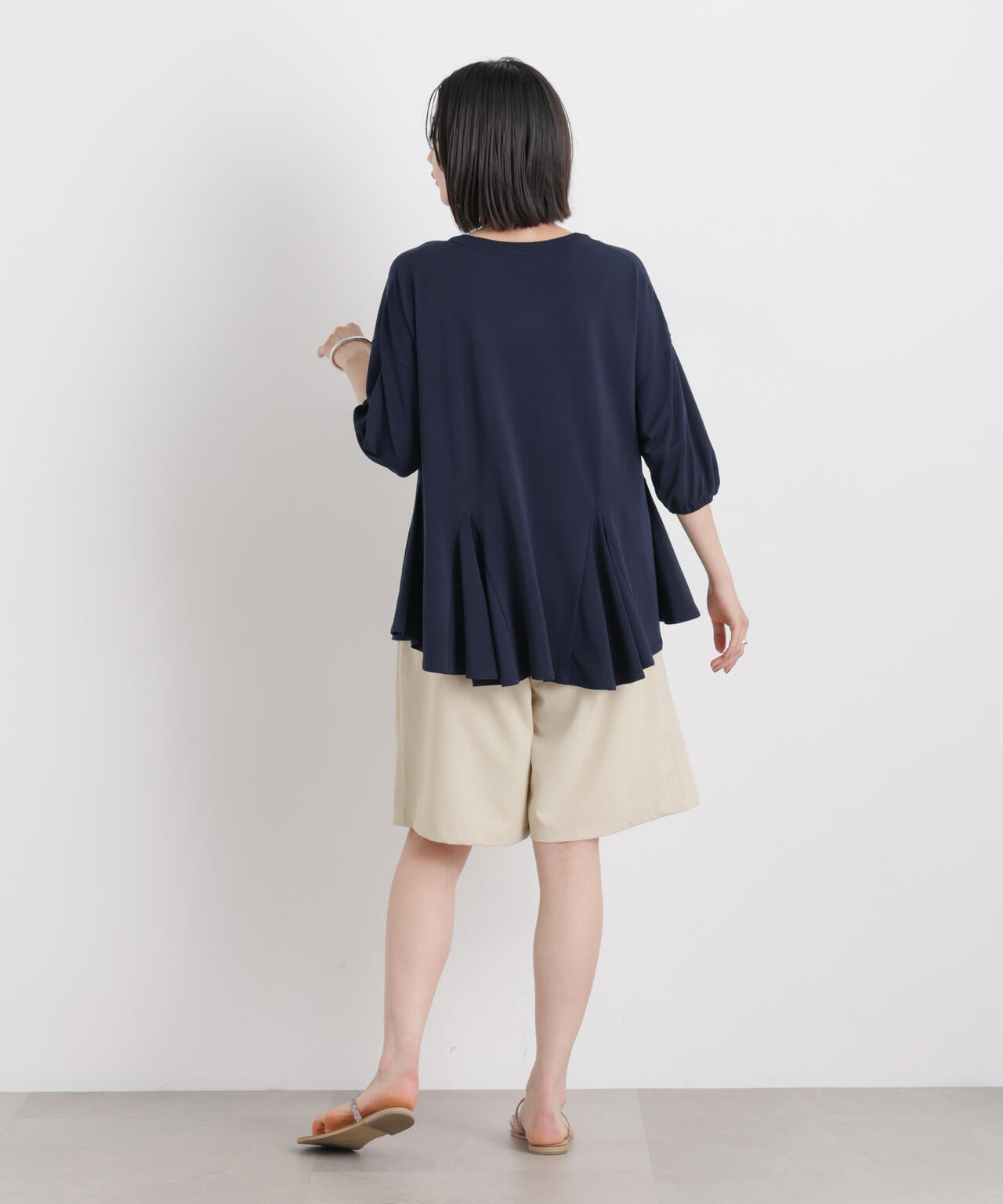 カットジョーゼット マチフレア Vネック ブラウス