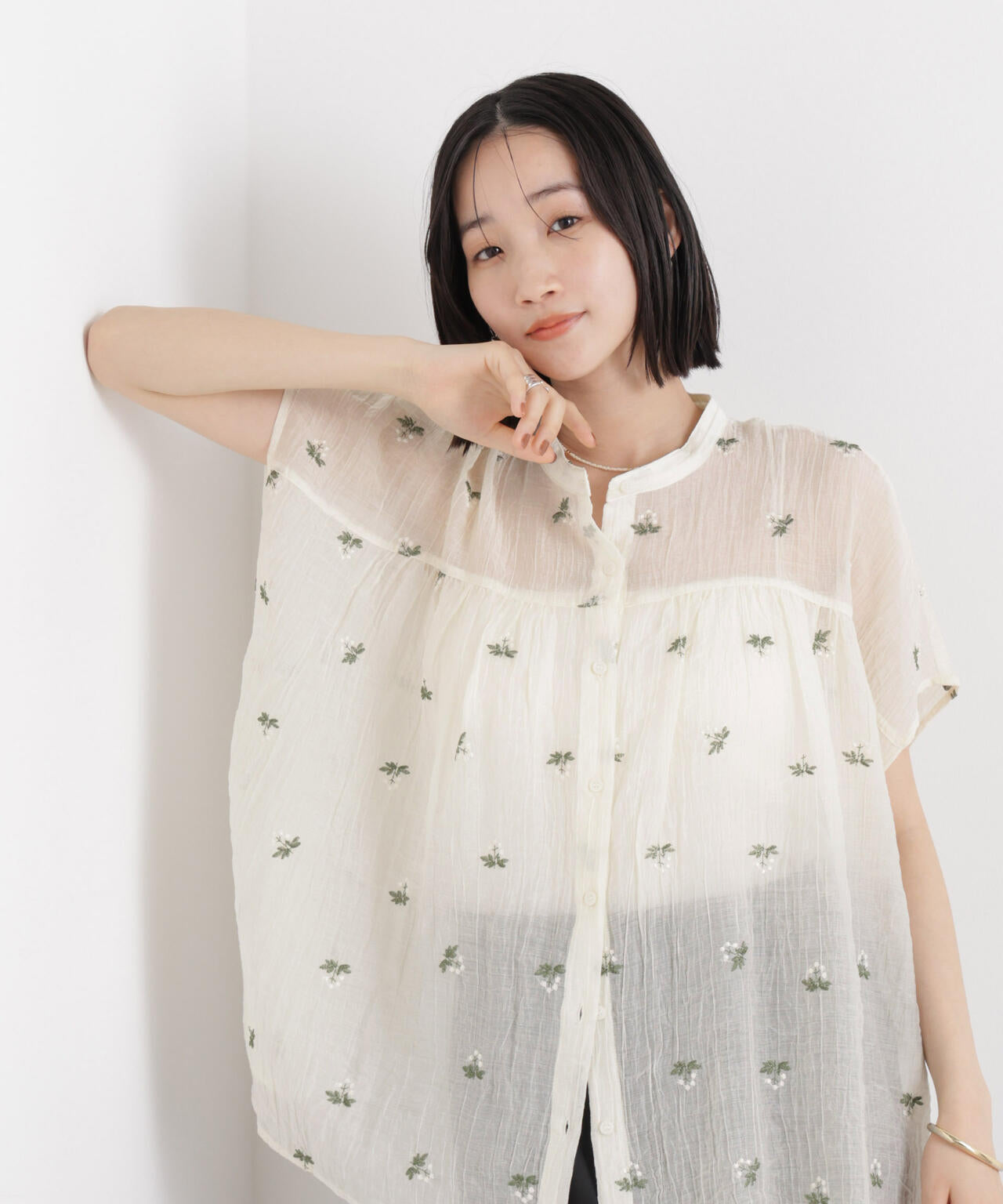 165cm　B:80 W:59 H:85 着用サイズ：F