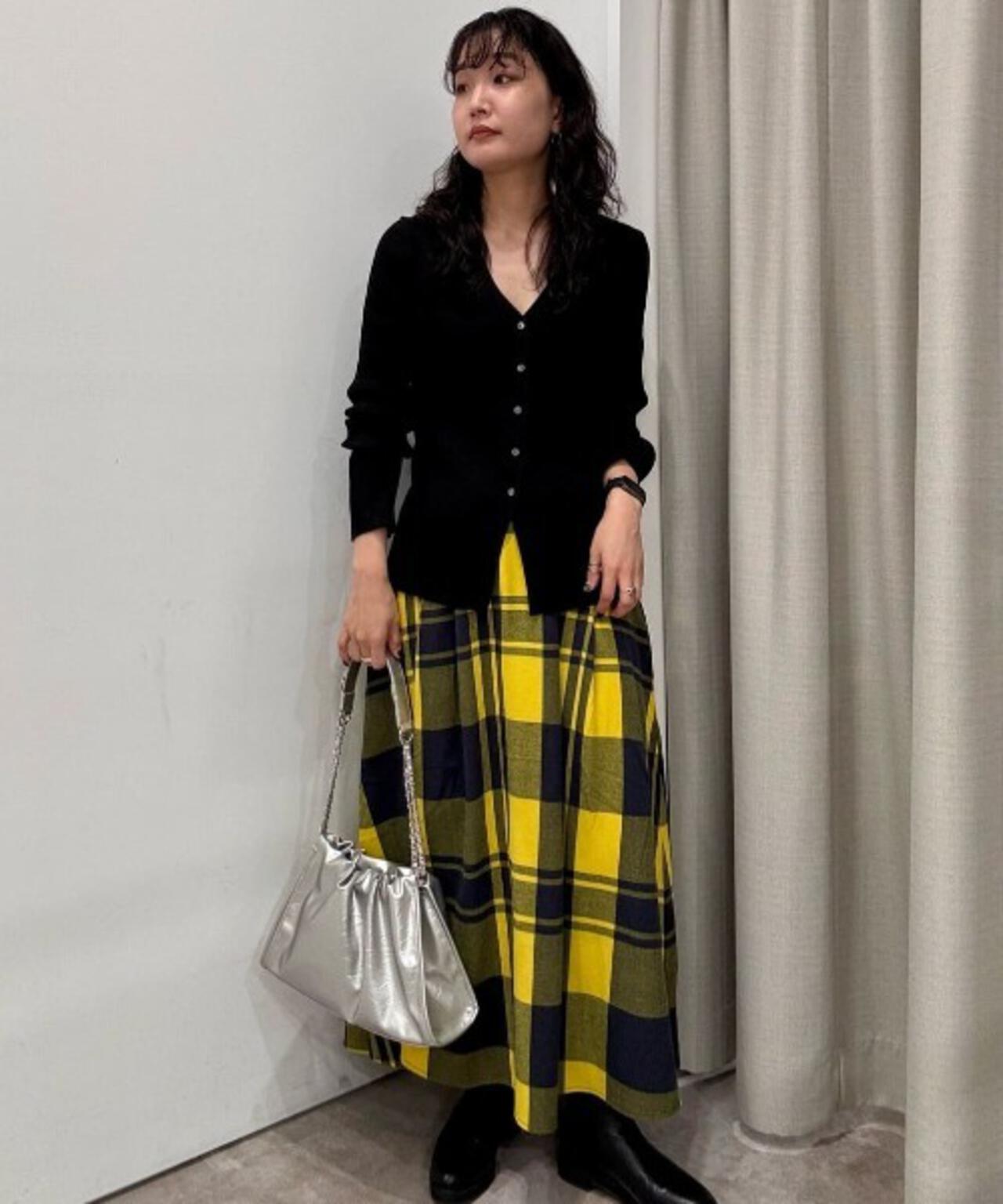 裾スリットVネックリブカーディガン 6736122300