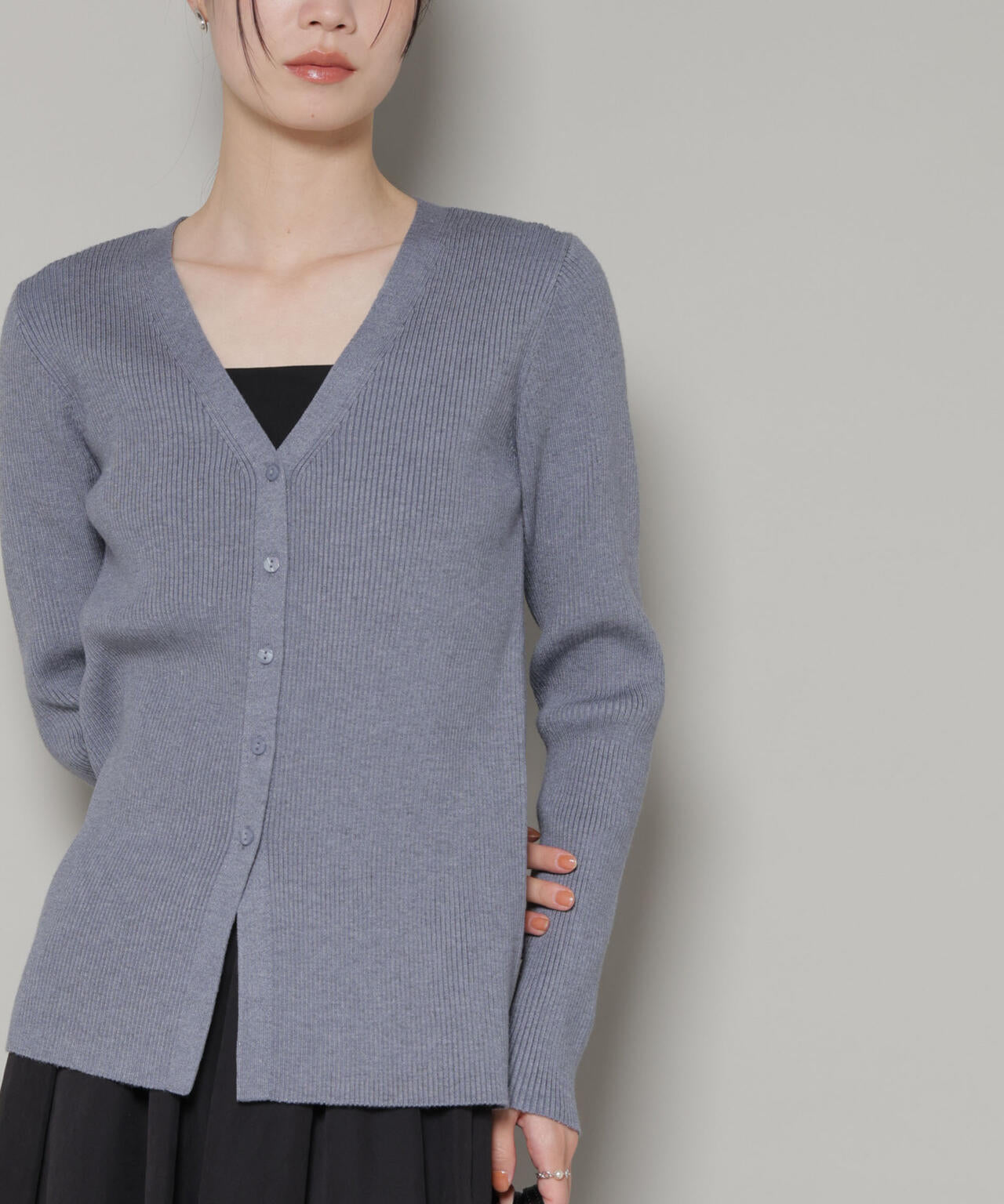 裾スリットVネックリブカーディガン 6736122300