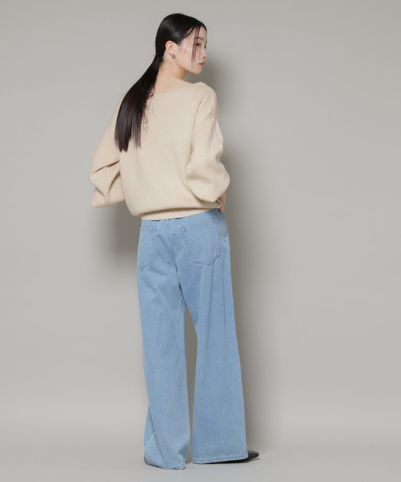 前後2wayセンターパール釦プルオーバーニット 6736122301