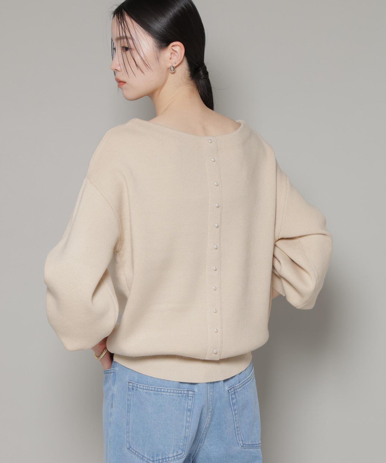 前後2wayセンターパール釦プルオーバーニット 6736122301