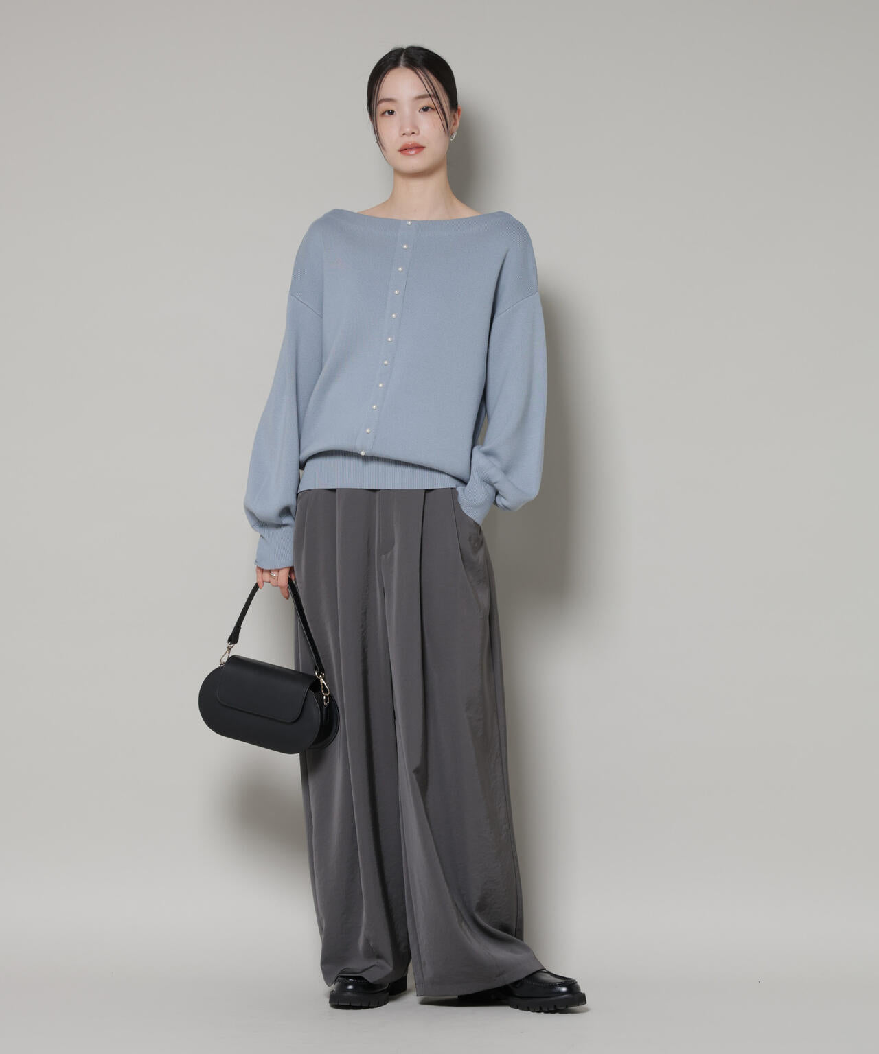 前後2wayセンターパール釦プルオーバーニット 6736122301