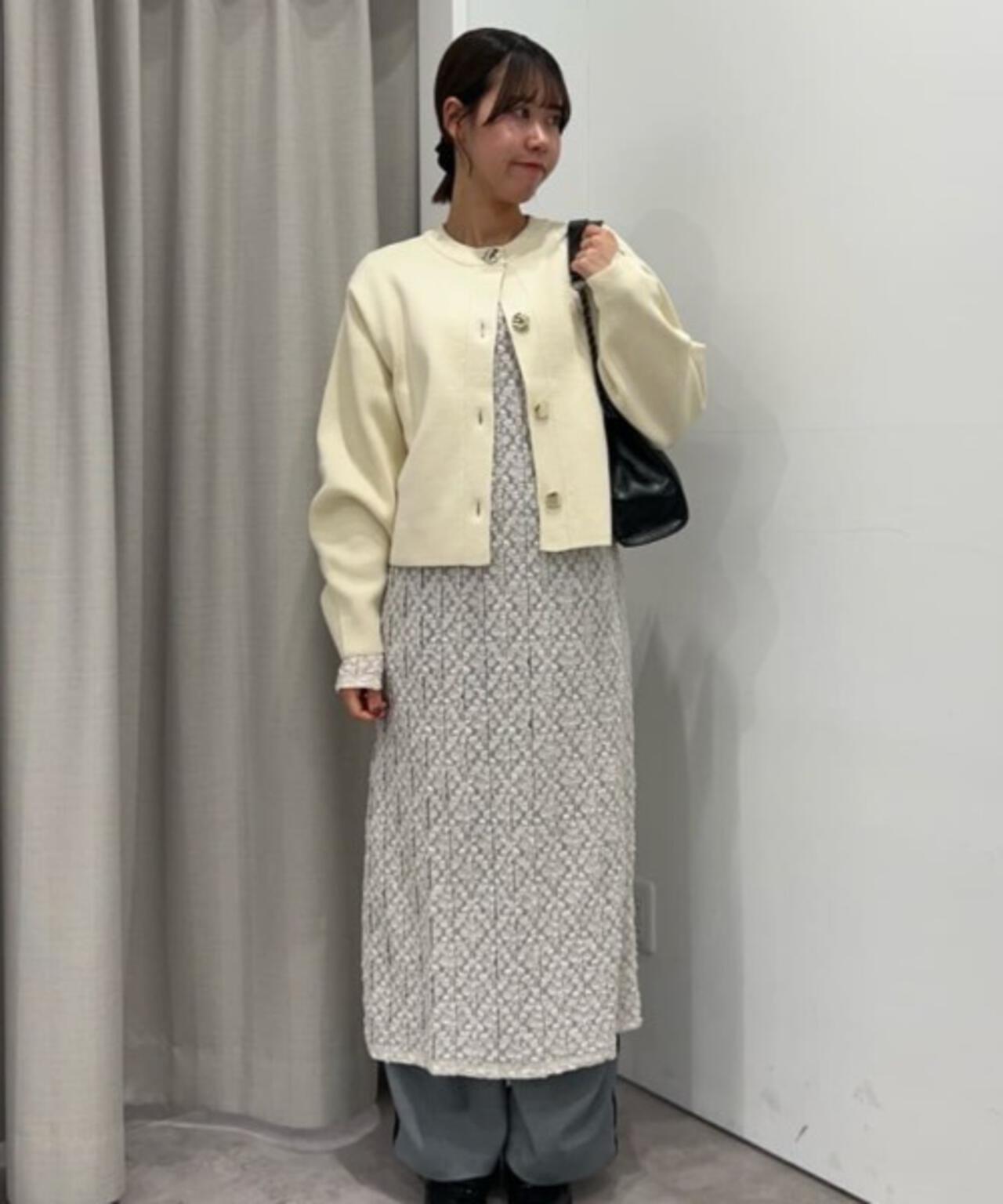 ビッグボタンクルーネックニットカーディガン 6736122302