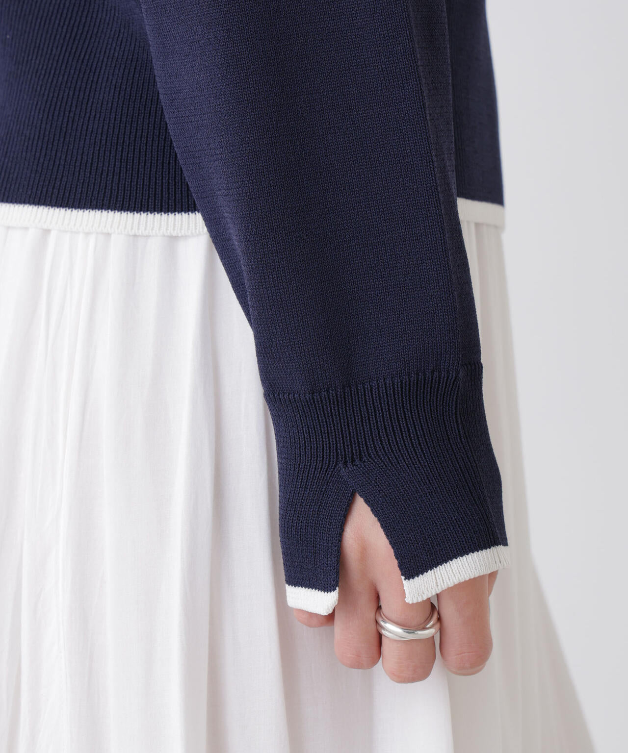 洗濯機洗可UVカットバイカラー釦ディティールニット 6736122308