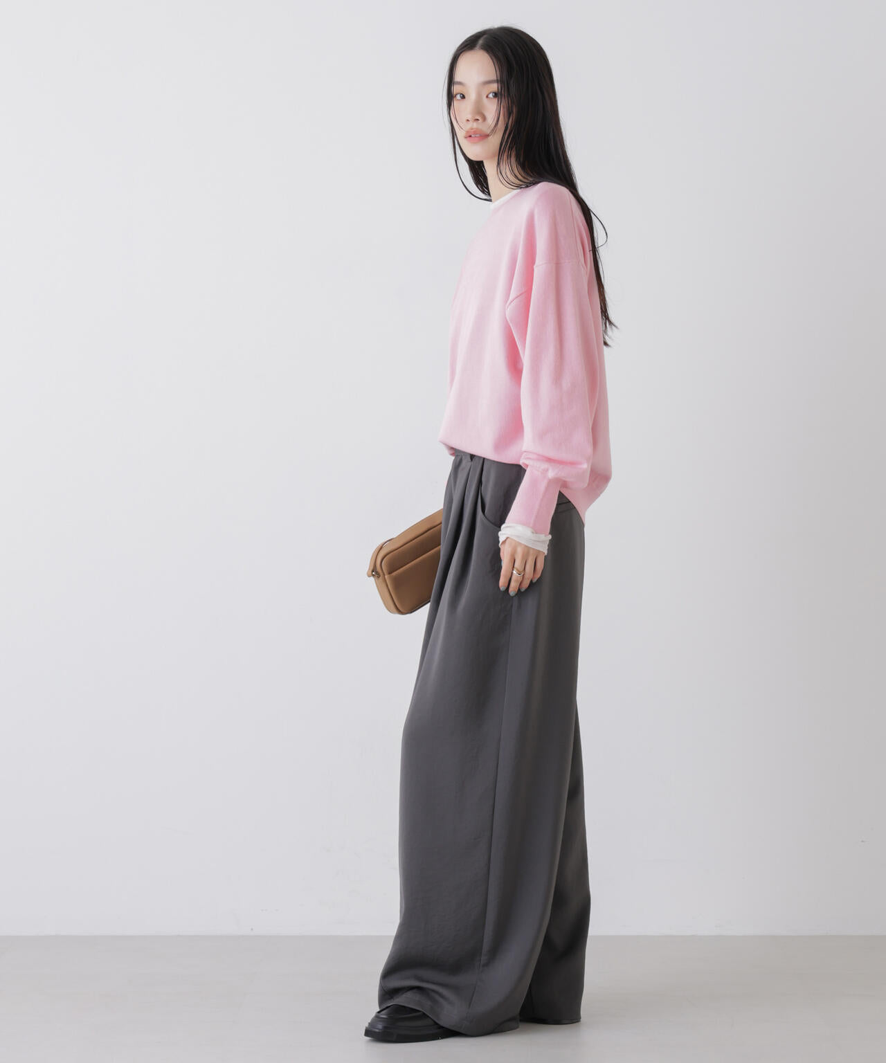 洗濯機洗可バンブーレーヨンニット ワイドクルーネックプルオーバー 6736122309