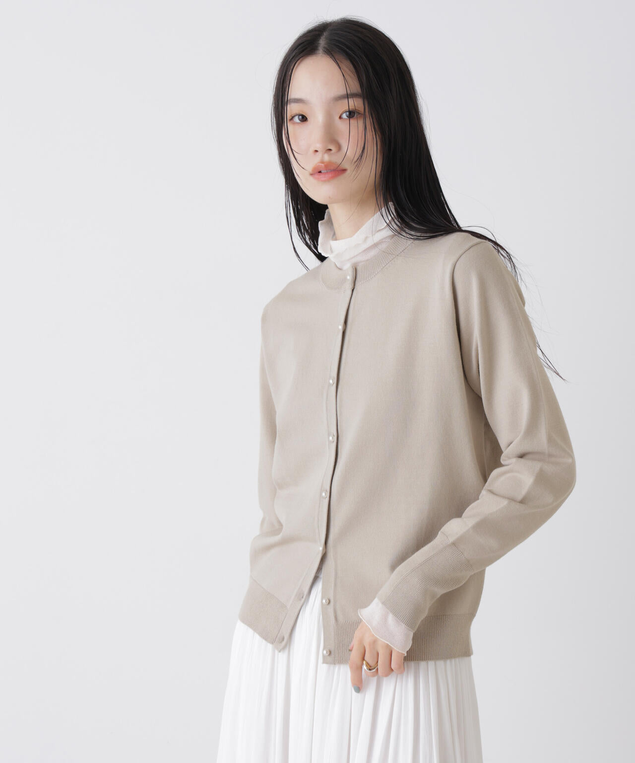 洗濯機洗可バンブーレーヨンニット パールボタンカーディガン 6736122310