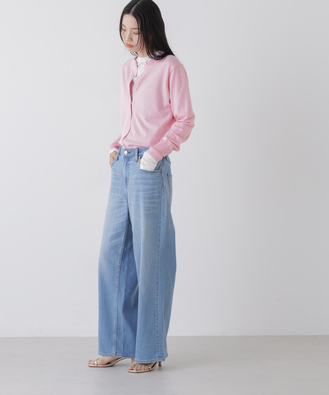 洗濯機洗可バンブーレーヨンニット パールボタンカーディガン 6736122310