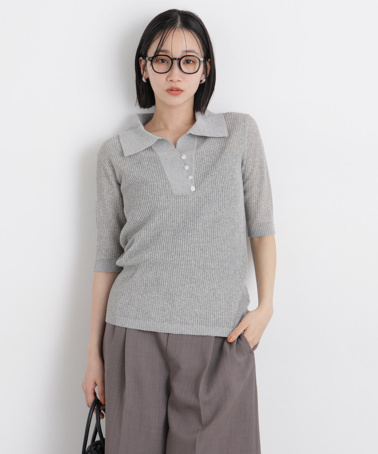 ソフトシアーランダムリブ衿付きニット