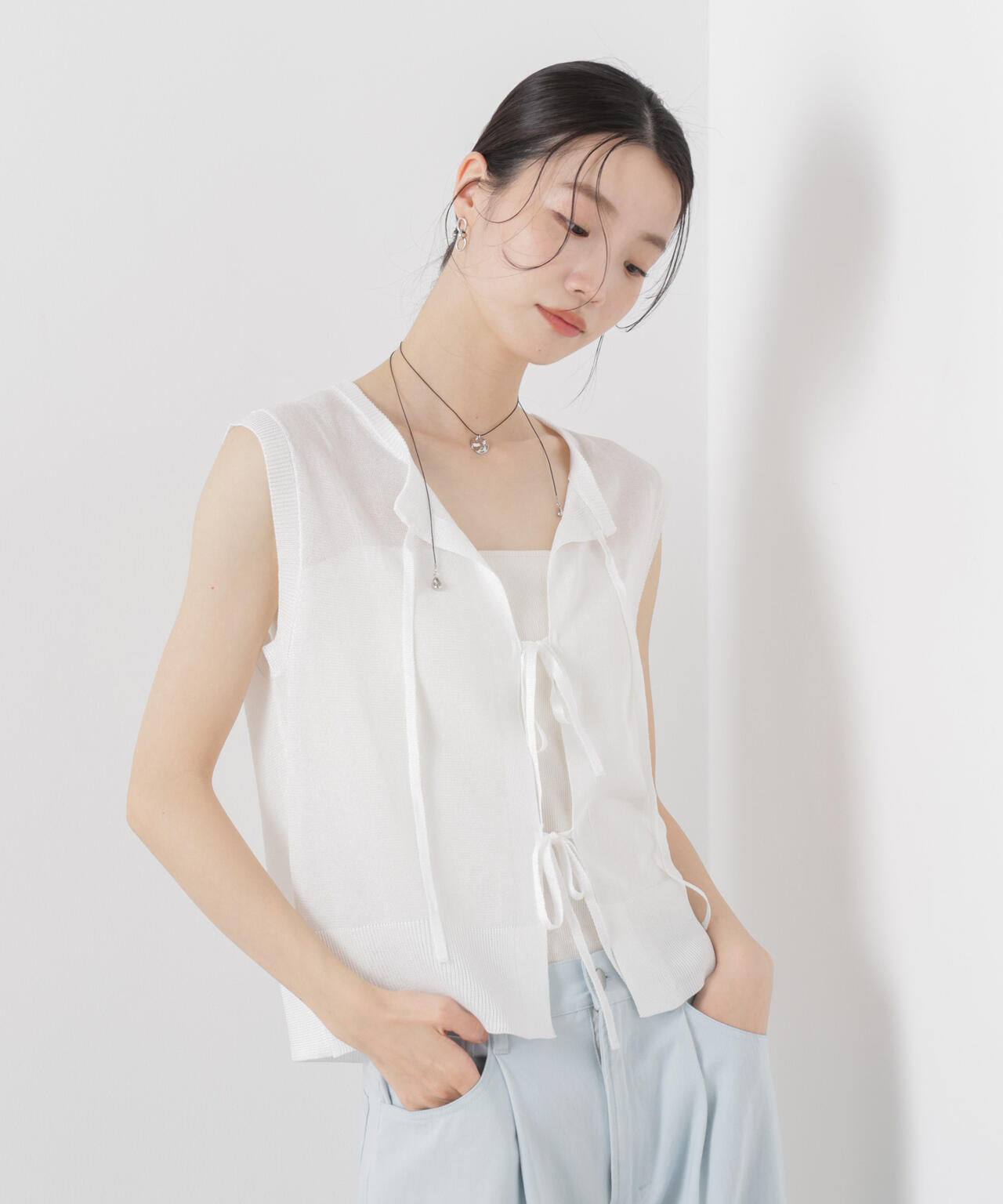 前後2wayリボンアップデザインノースリーブニット