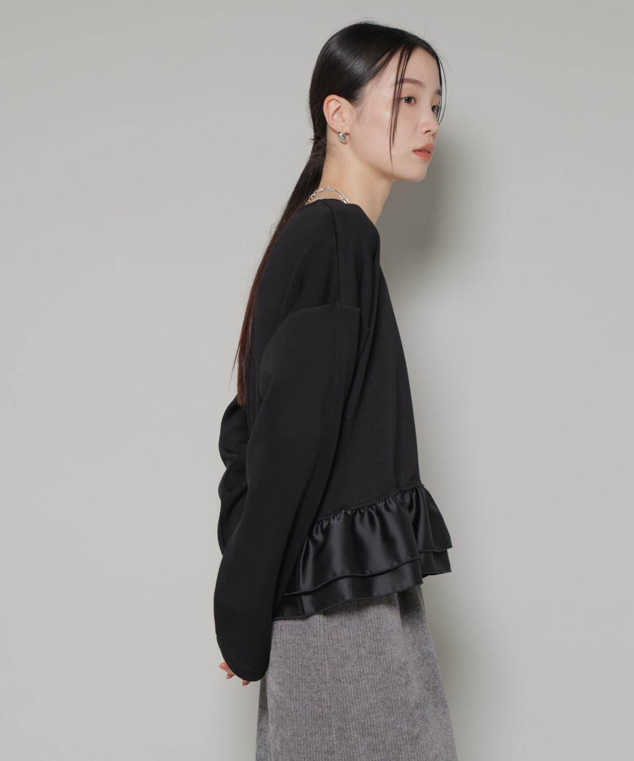 ダンボールカットサテンペプラムトップス 6736123300