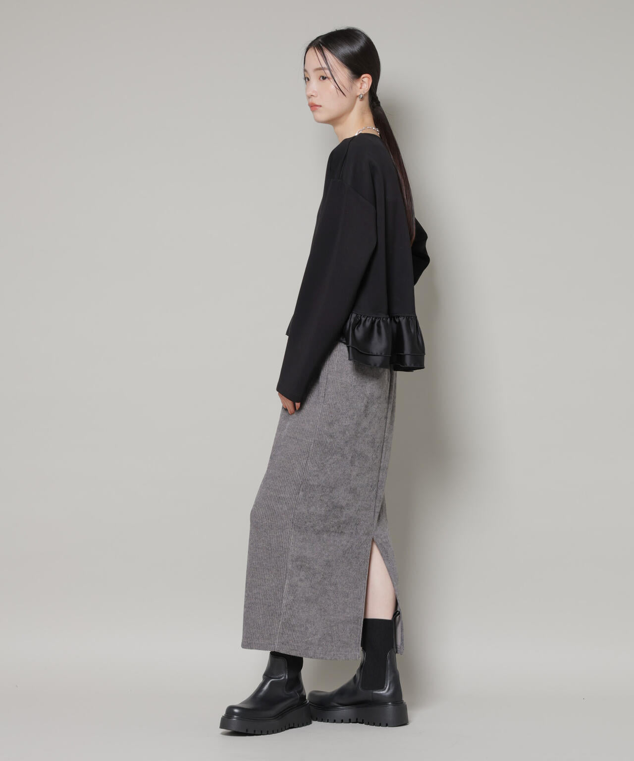 ダンボールカットサテンペプラムトップス 6736123300