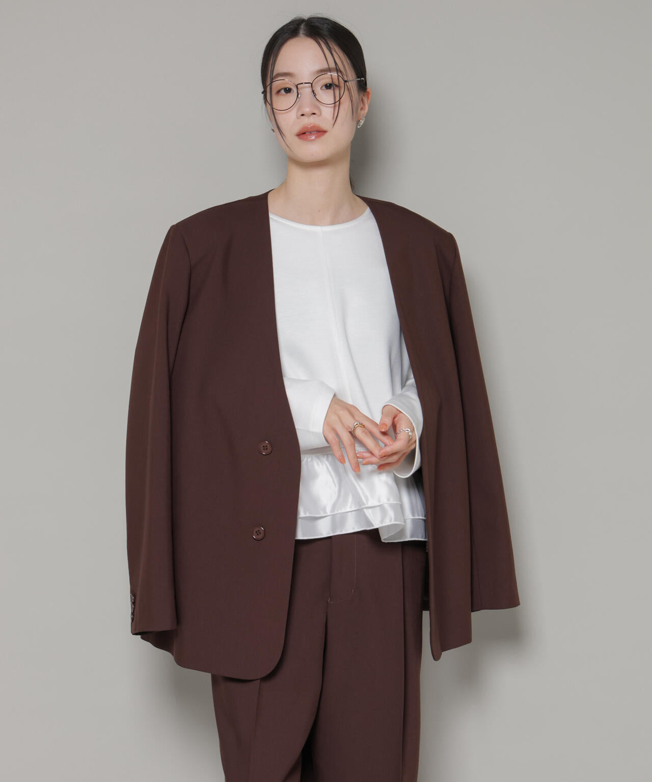 ダンボールカットサテンペプラムトップス 6736123300