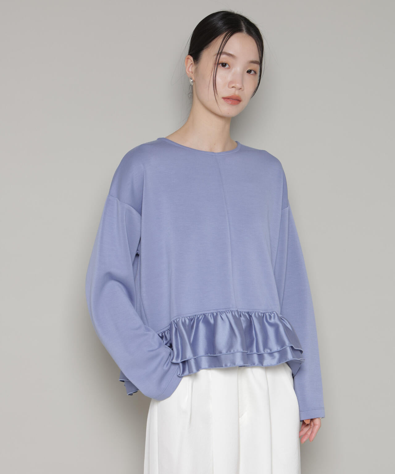 ダンボール カット サテン ペプラム トップス