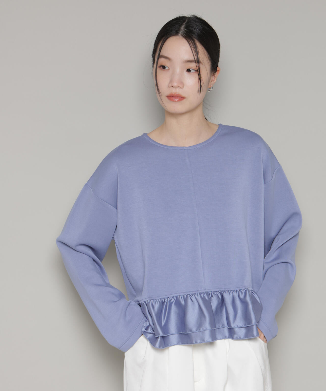 ダンボールカットサテンペプラムトップス 6736123300