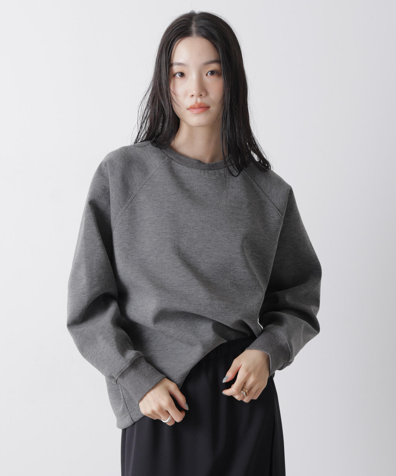 ソフトダンボール ドルマンコクーンシルエット プルオーバー