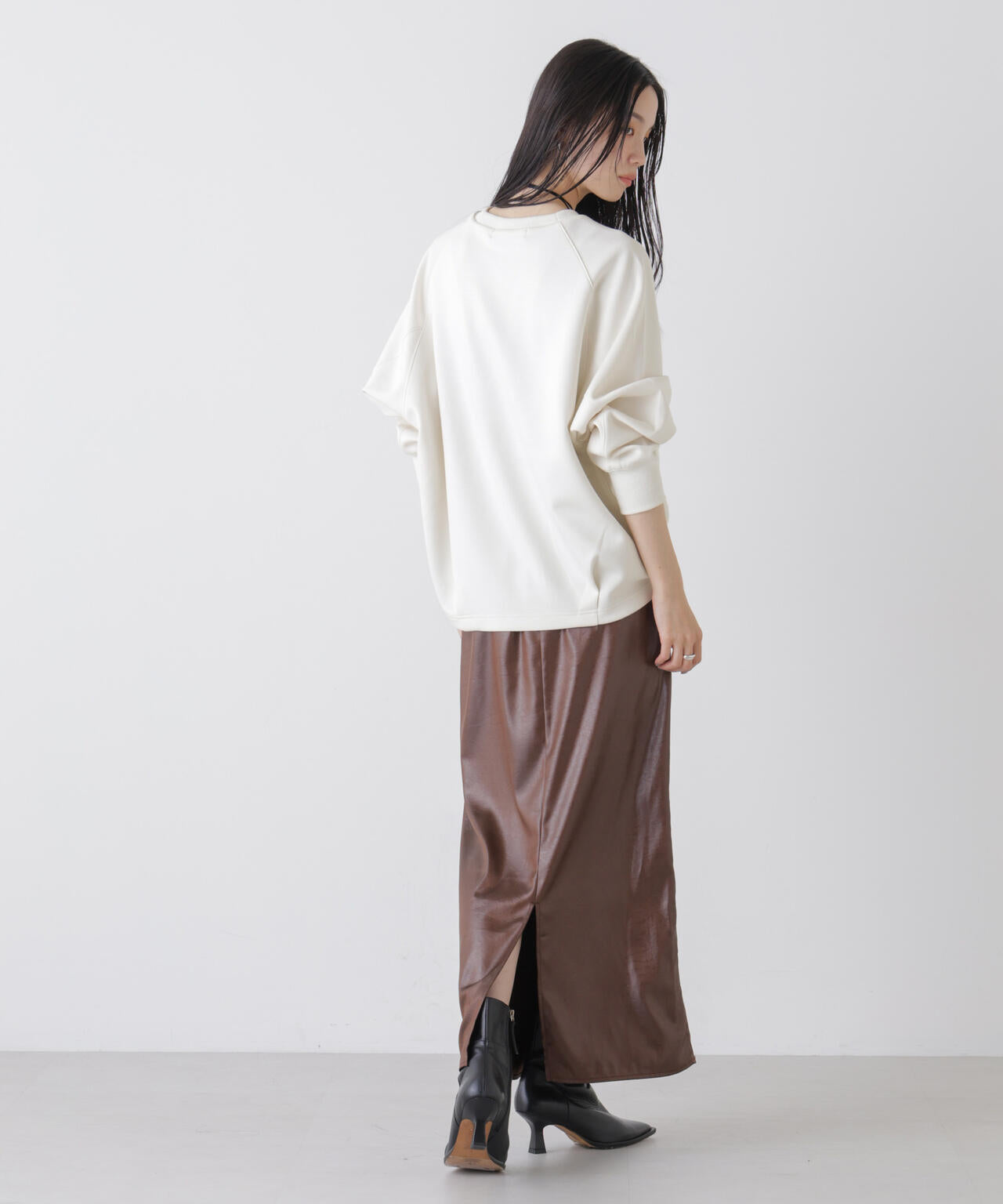 ソフトダンボールドルマンコクーンシルエットプルオーバー 6736123302