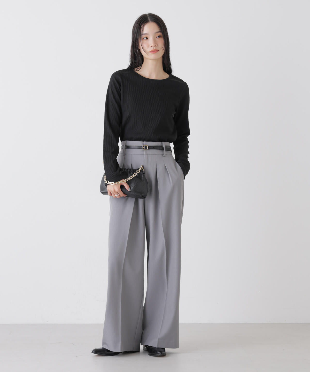 メタルボタンスリーブクルーネックリブカットトップス 6736123306