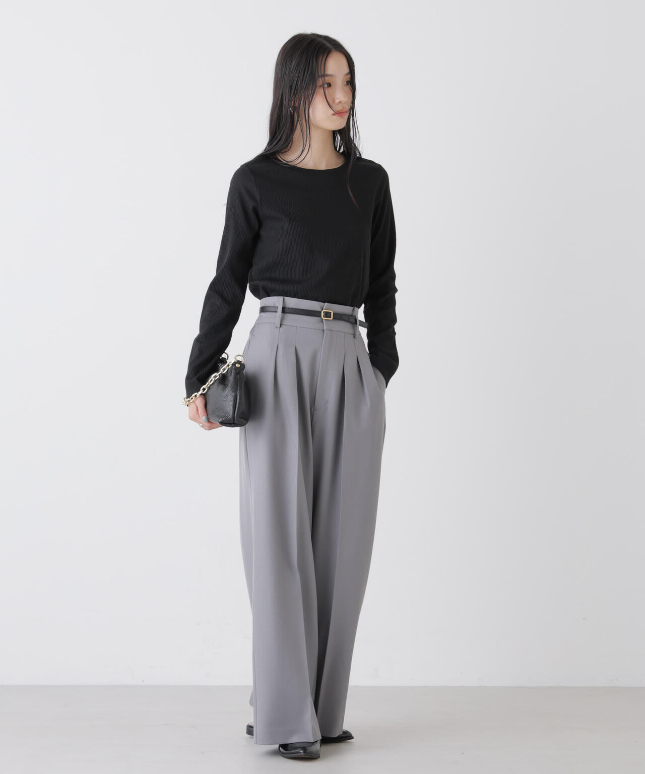 メタルボタンスリーブクルーネックリブカットトップス 6736123306