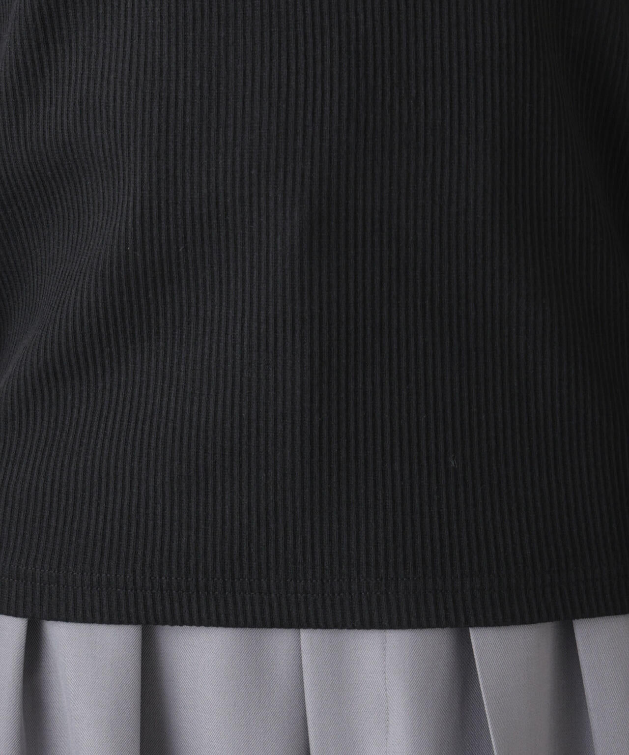 メタルボタンスリーブクルーネックリブカットトップス 6736123306