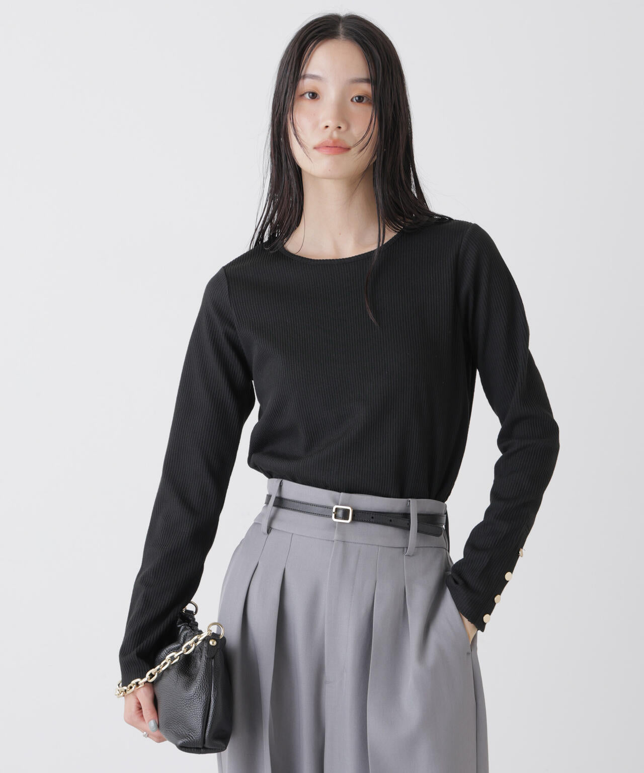 メタルボタンスリーブクルーネックリブカットトップス 6736123306