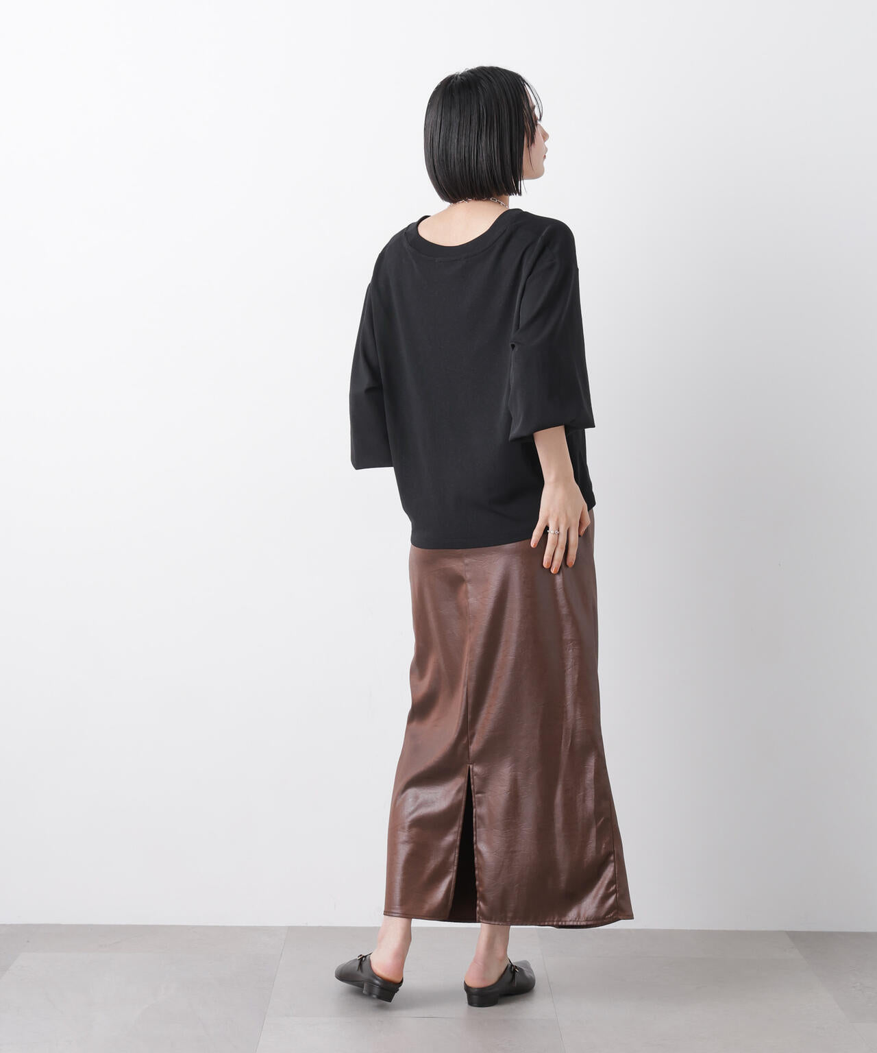 シアーカットVネックカーディガン 6736123307