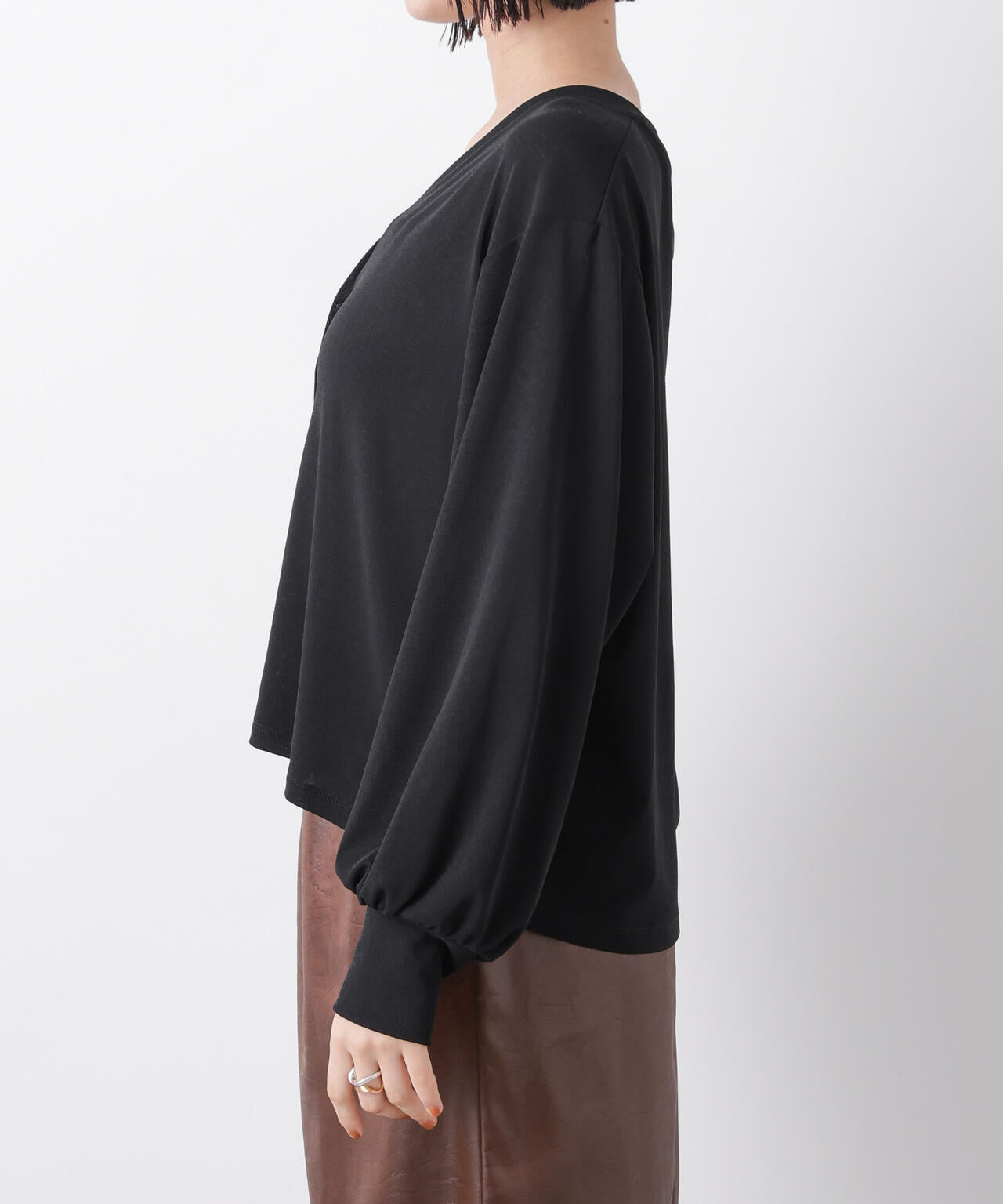 シアーカットVネックカーディガン 6736123307