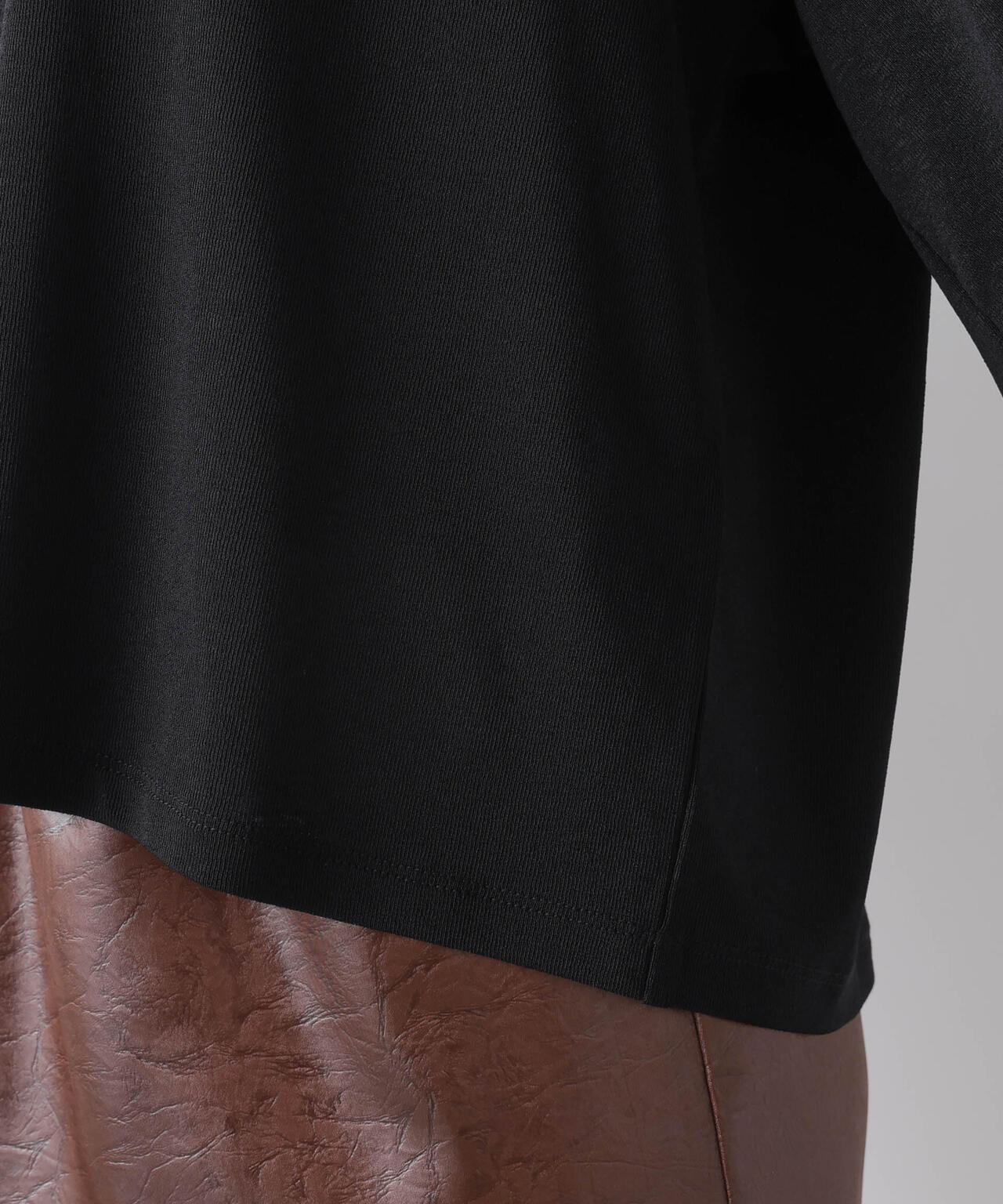 シアーカットVネックカーディガン 6736123307