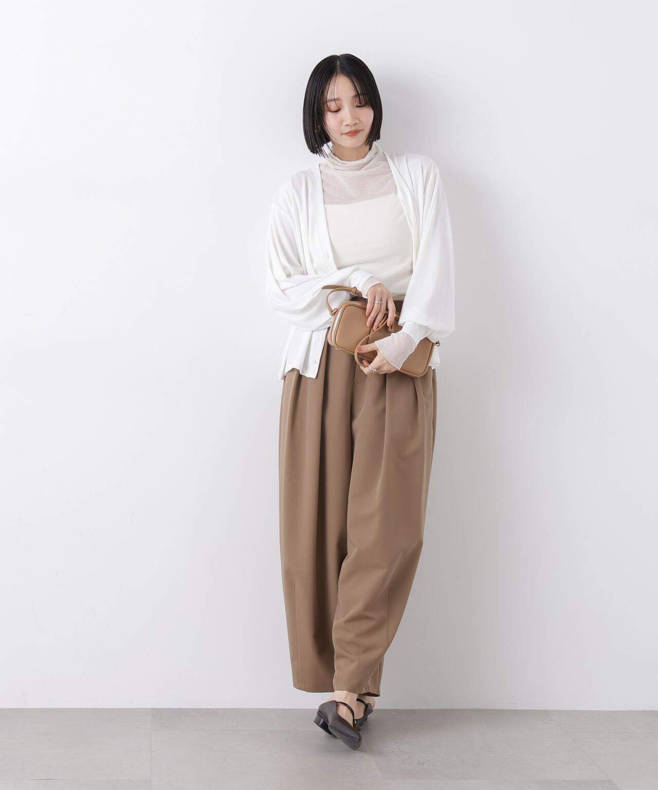 カシウェア　Ｖネック　カーディガン シアーカット Vネック カーディガン