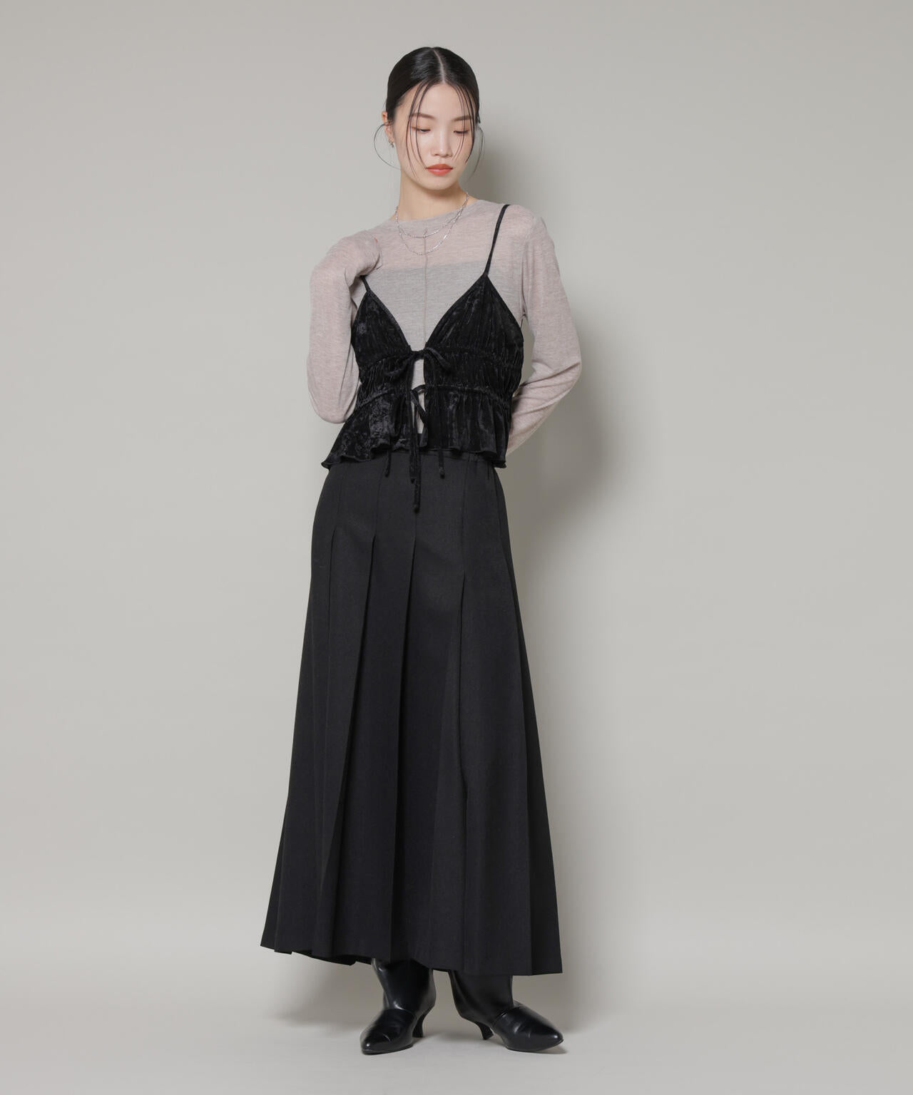 フロントリボンキャミソールビスチェ 6736124300