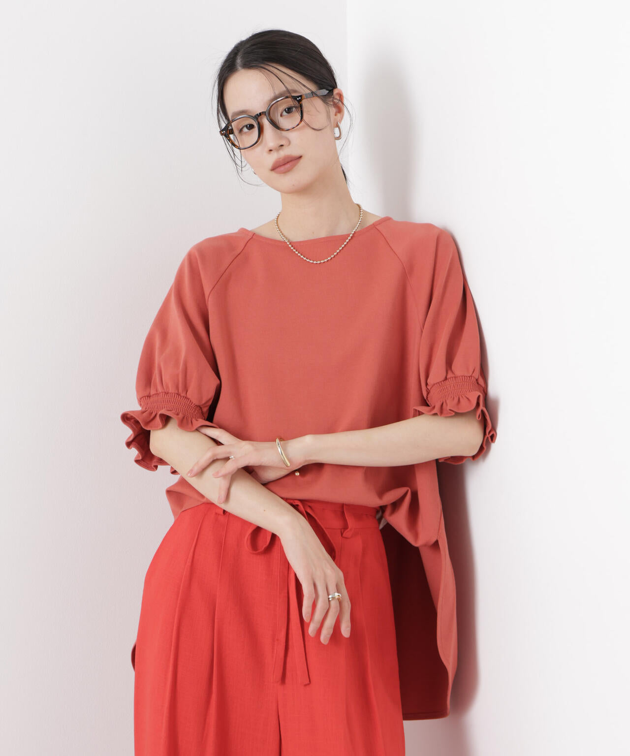 キャンディースリーブポンチカットトップス