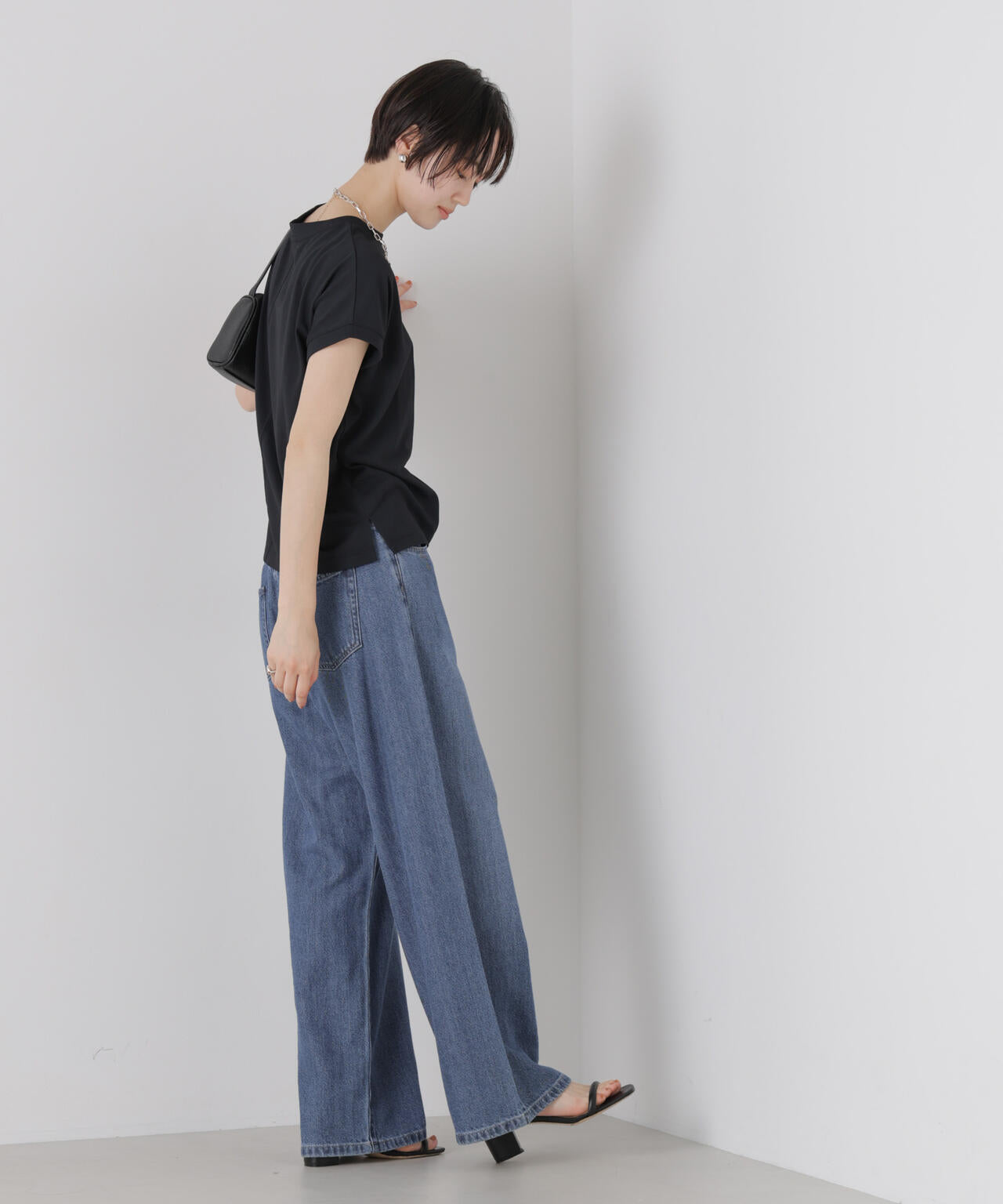 LEMAIRE セカンドスキンカットソー 汗隠糸加工 & 多彩機能 カットソー素材 ドルマン フレンチ トップス