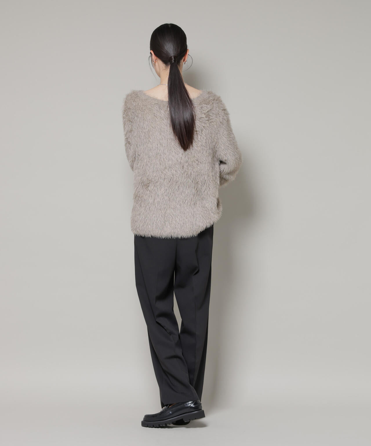 ワンタックセンタープレスストレートパンツ 6736127300